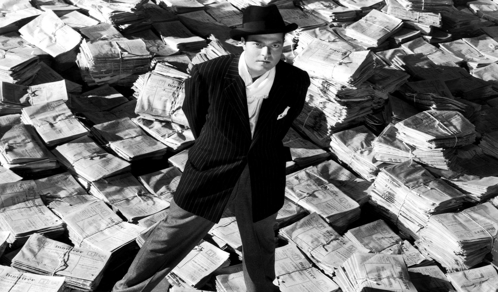 Orson Welles in Citizen Kane for 1024 x 600 widescreen resolution