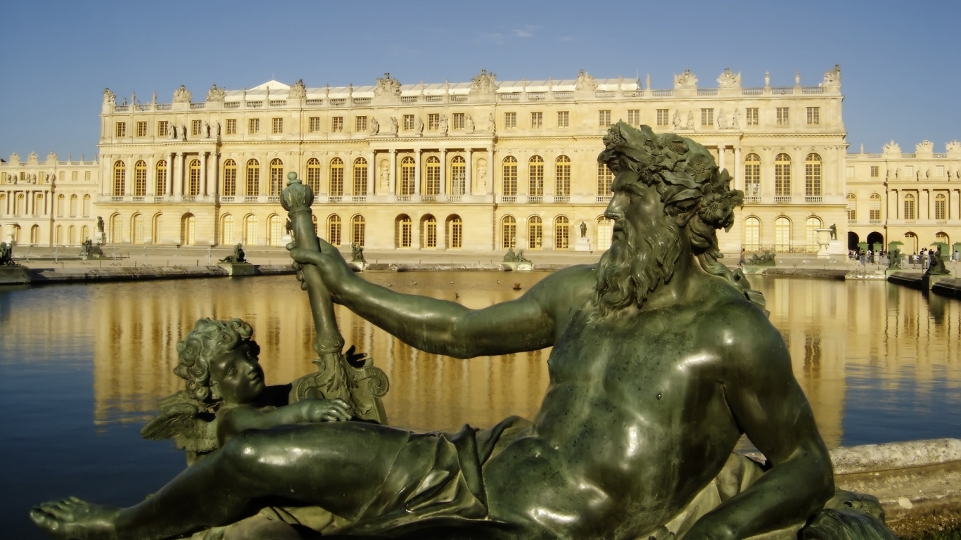 Palace of Versailles for 1366 x 768 HDTV resolution