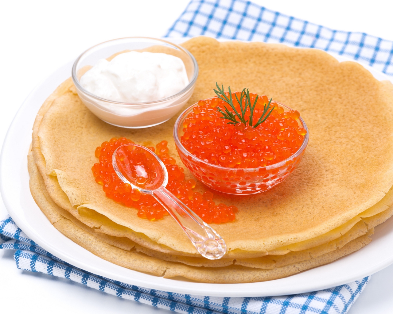 Pancakes and Red Caviar for 1280 x 1024 resolution