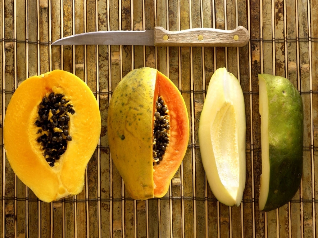 Papaya Fruit for 1024 x 768 resolution