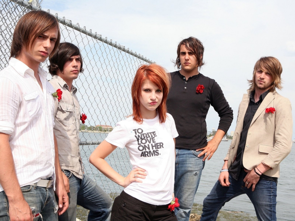 Paramore and Hayley Williams for 1024 x 768 resolution