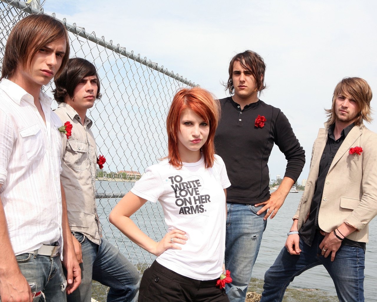 Paramore and Hayley Williams for 1280 x 1024 resolution