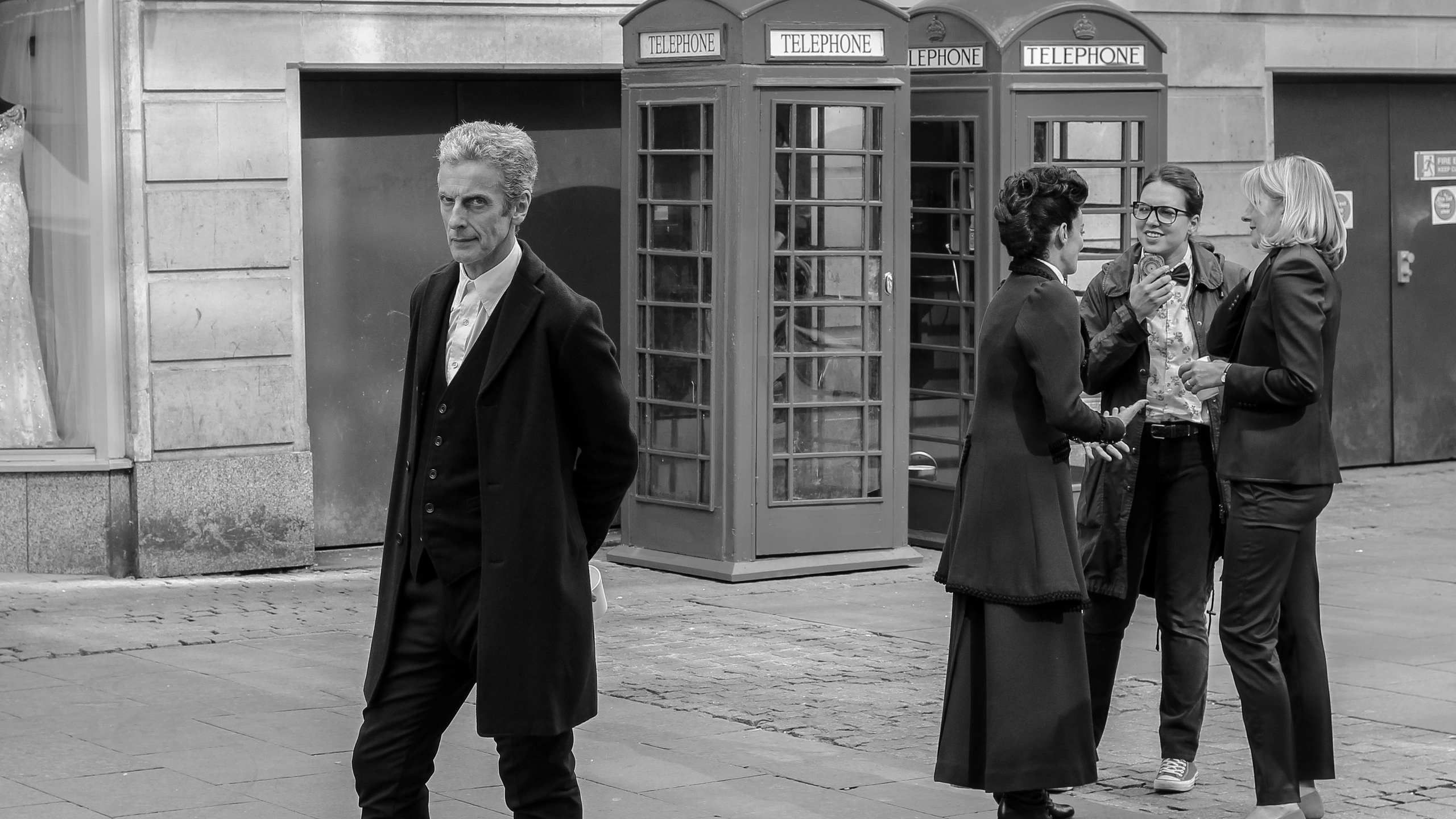 Peter Capaldi as Doctor Who for 2560x1440 HDTV resolution