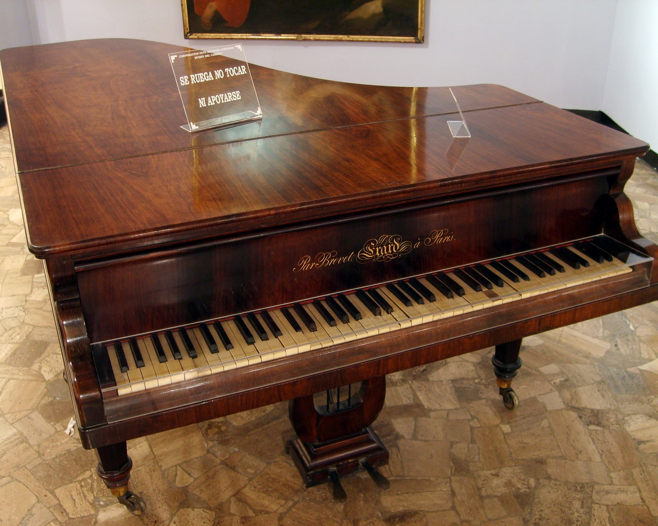 Piano Andres Bello for 1280 x 1024 resolution