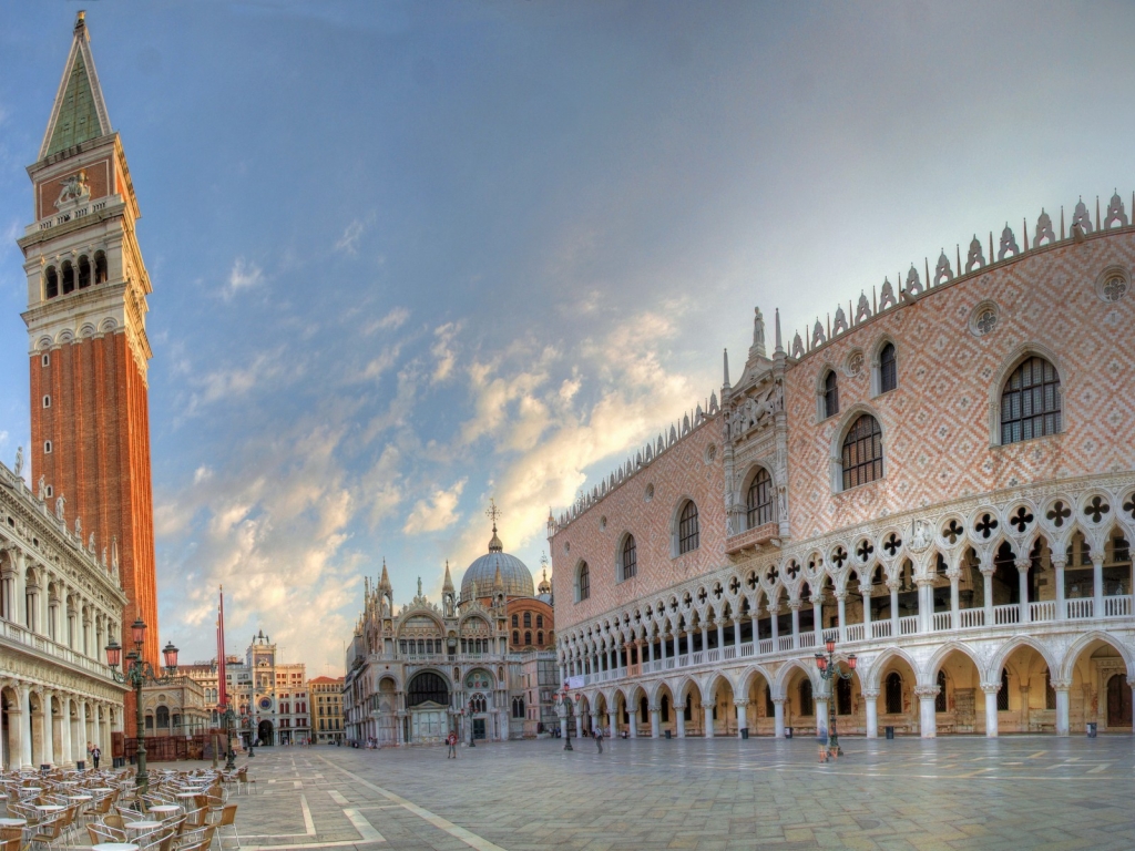 Piazza San Marco in Venice for 1024 x 768 resolution