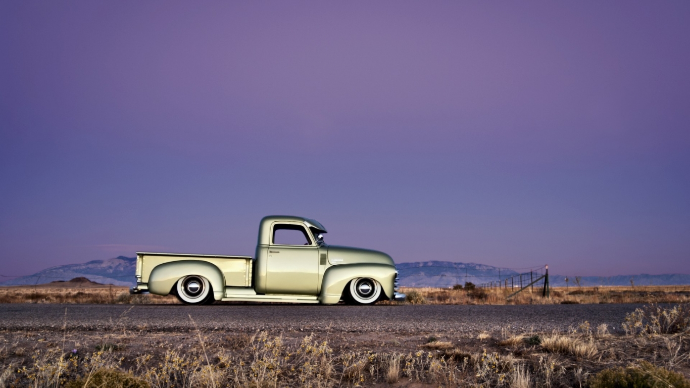 Pick up Chevy for 1366 x 768 HDTV resolution