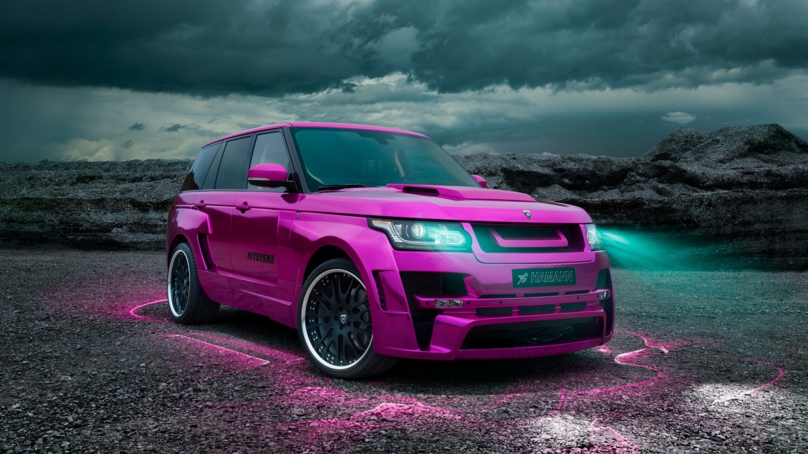 Pink Range Rover Vogue 2013 for 1600 x 900 HDTV resolution