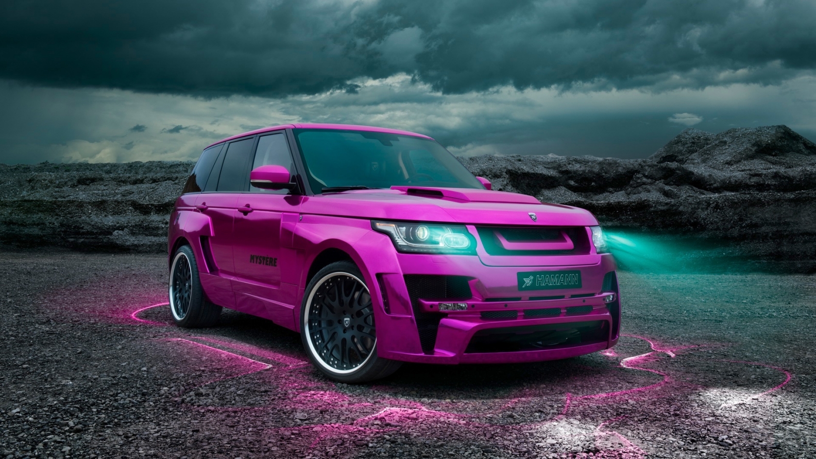 Pink Range Rover Vogue 2013 for 1680 x 945 HDTV resolution