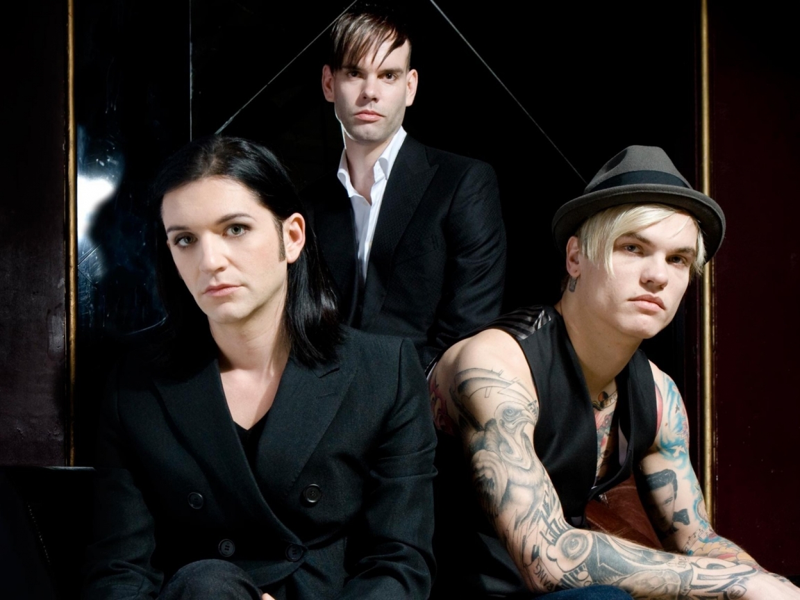 Placebo Band Poster for 1152 x 864 resolution