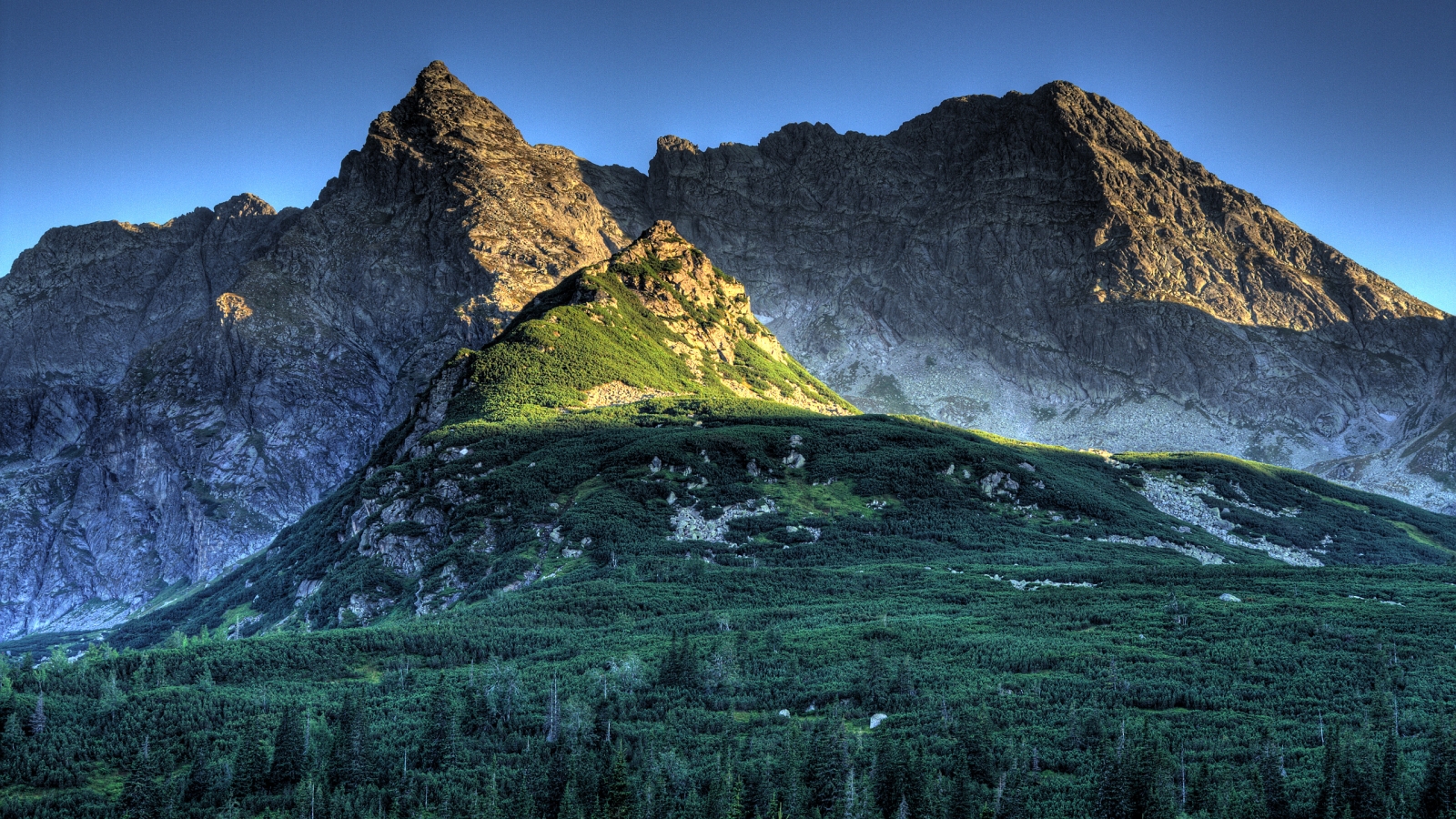 Polish Tatra Mountains for 1600 x 900 HDTV resolution