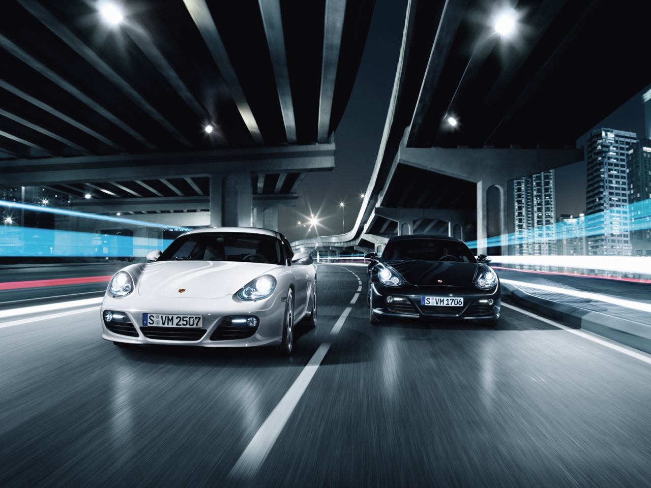 Porsche 911 GT2 Race for 1280 x 960 resolution
