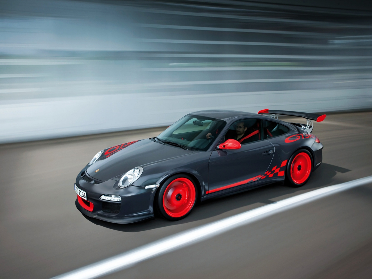 Porsche 911 GT3 RS for 1280 x 960 resolution