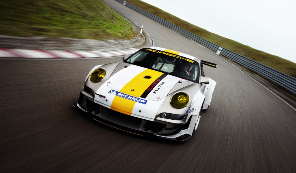 Porsche 911 GT3 RSR for 1024 x 600 widescreen resolution