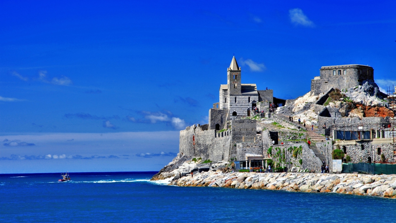 Portovenere Cinque Terre for 1366 x 768 HDTV resolution