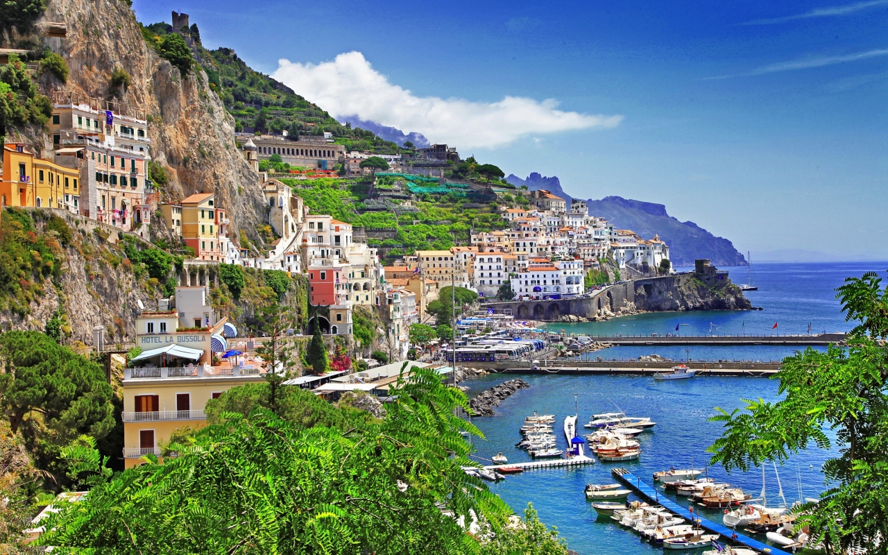 Positano Salerno for 1280 x 800 widescreen resolution