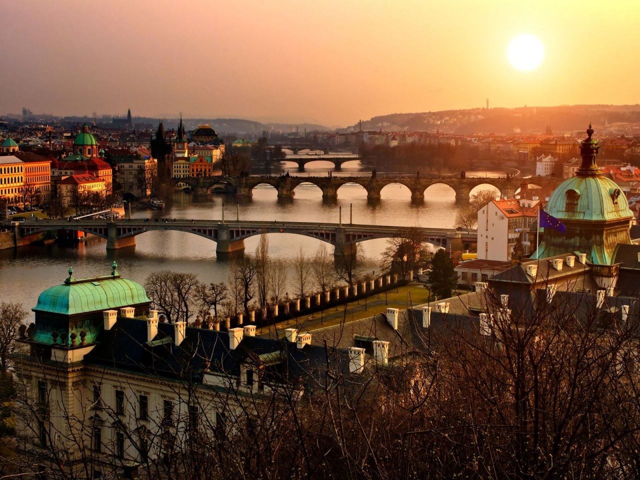 Prague for 1280 x 960 resolution