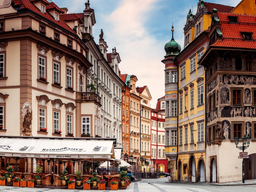 Prague Street Corner for 1024 x 768 resolution