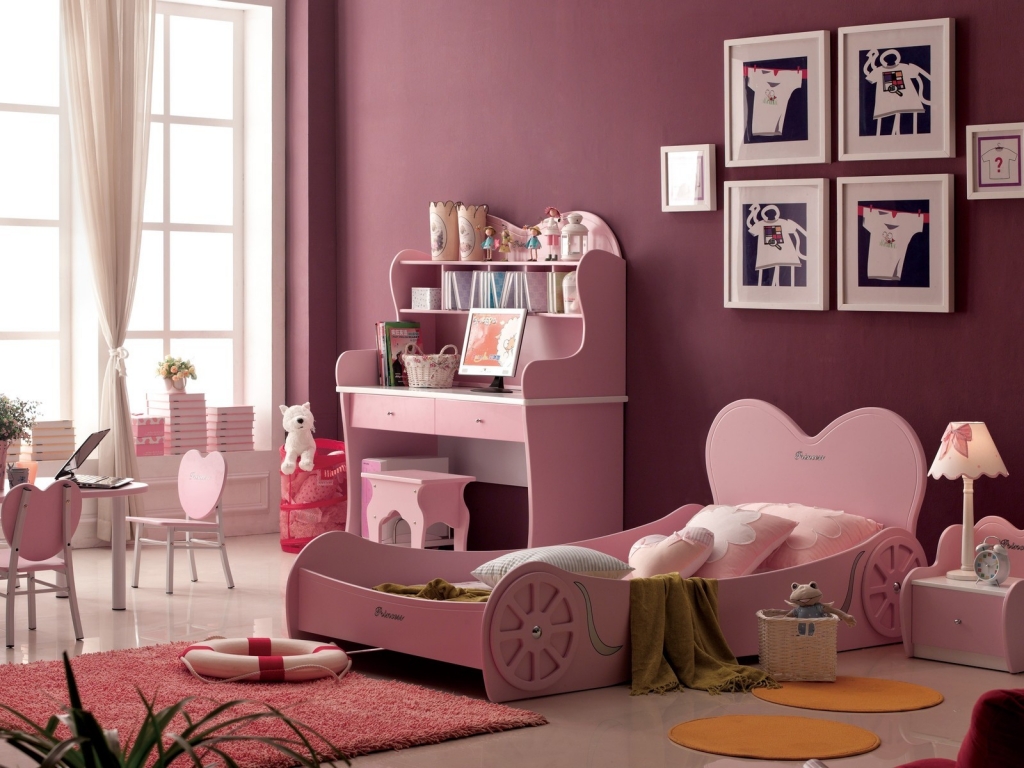 Princess Furniture for 1024 x 768 resolution