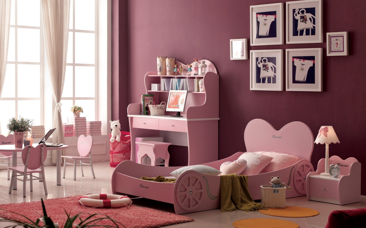 Princess Furniture for 1280 x 800 widescreen resolution