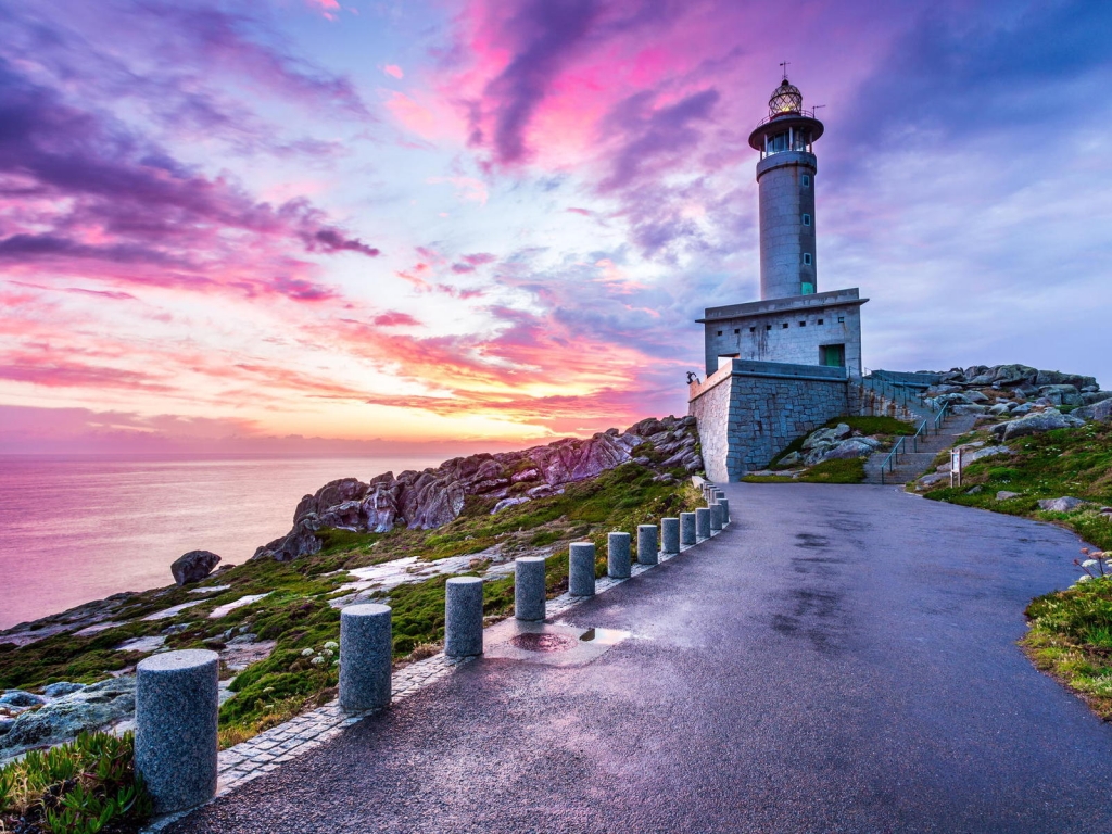 Punta Nariga Spain Lighthouse for 1024 x 768 resolution