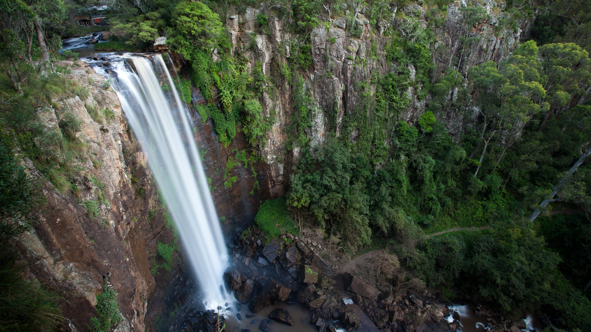 Queen Mary Falls for 1920 x 1080 HDTV 1080p resolution