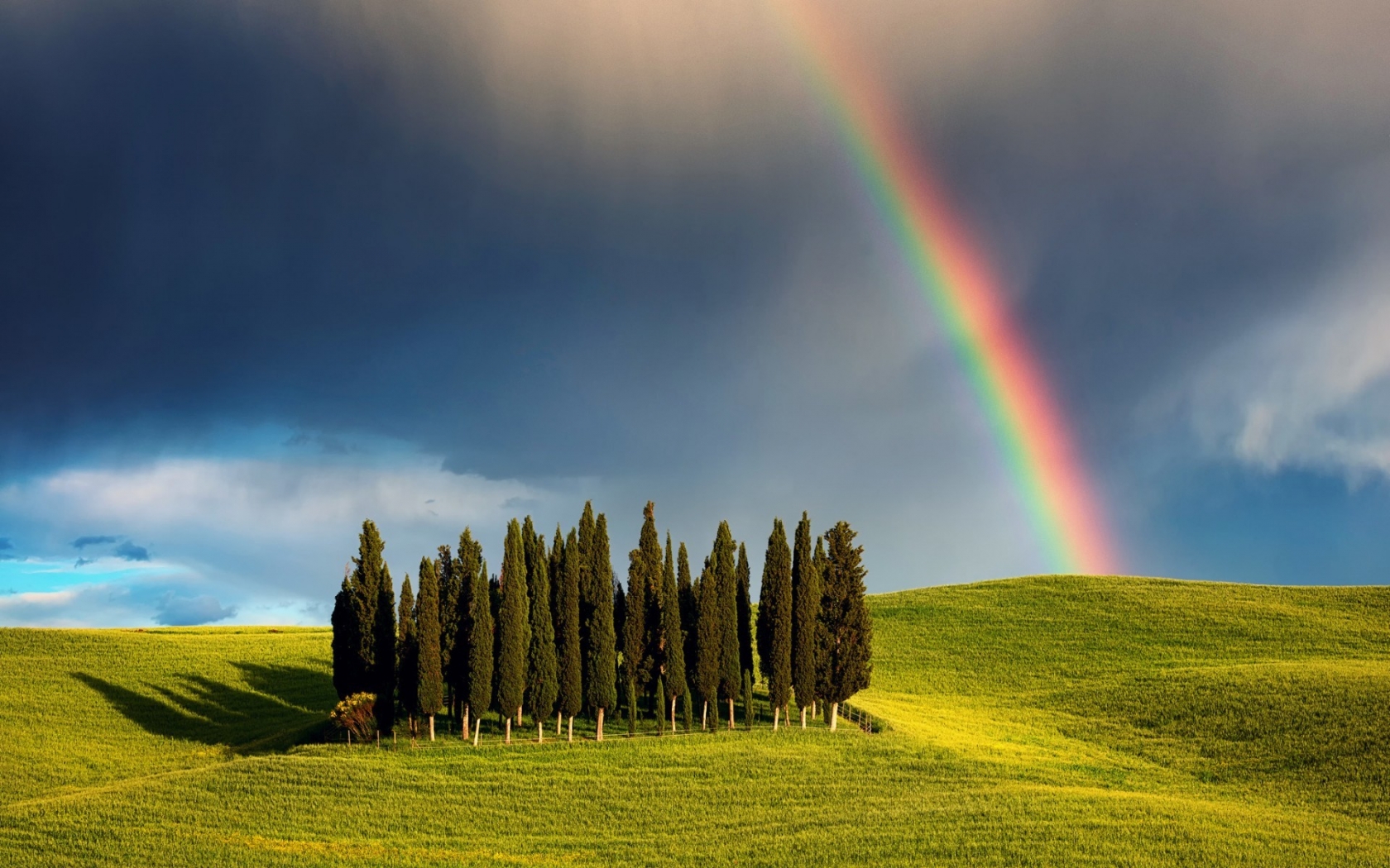 Rainbow in Tuscany for 1680 x 1050 widescreen resolution
