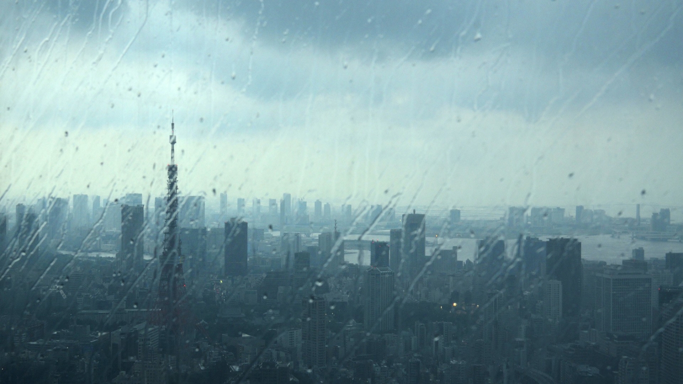 Rainy City View for 1366 x 768 HDTV resolution