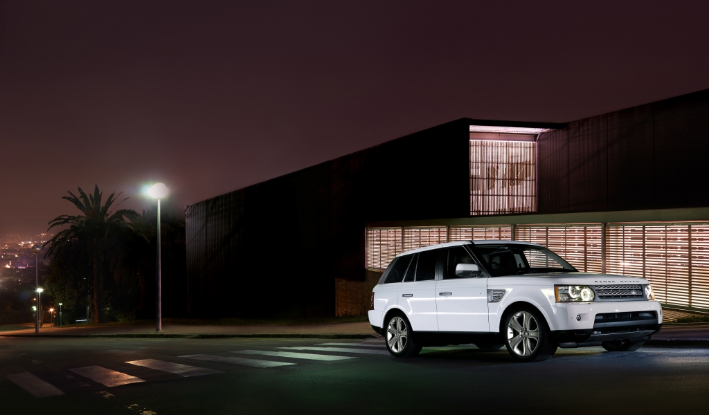 Range Rover Sport 2010 for 1024 x 600 widescreen resolution