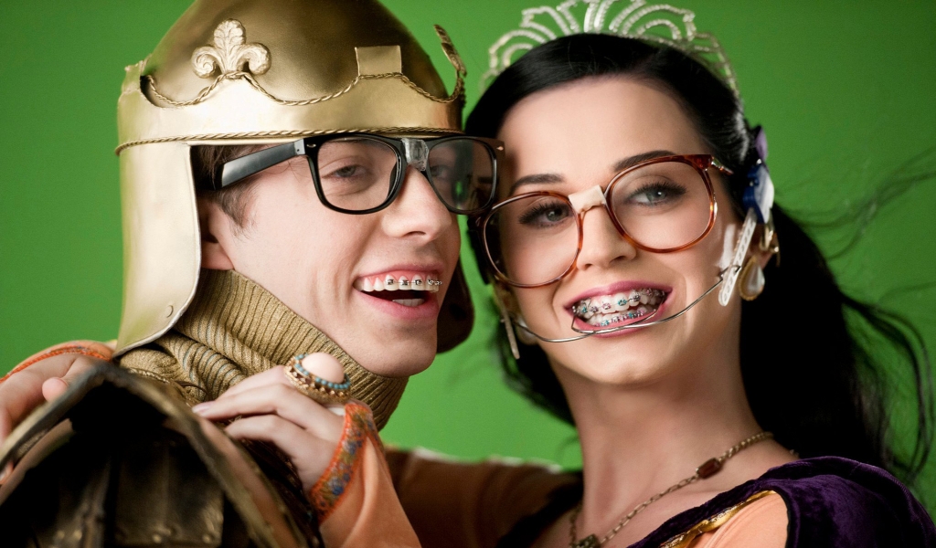 Really Funny Katy Perry for 1024 x 600 widescreen resolution