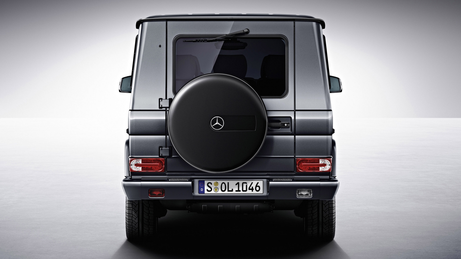 Rear of G Class for 1600 x 900 HDTV resolution