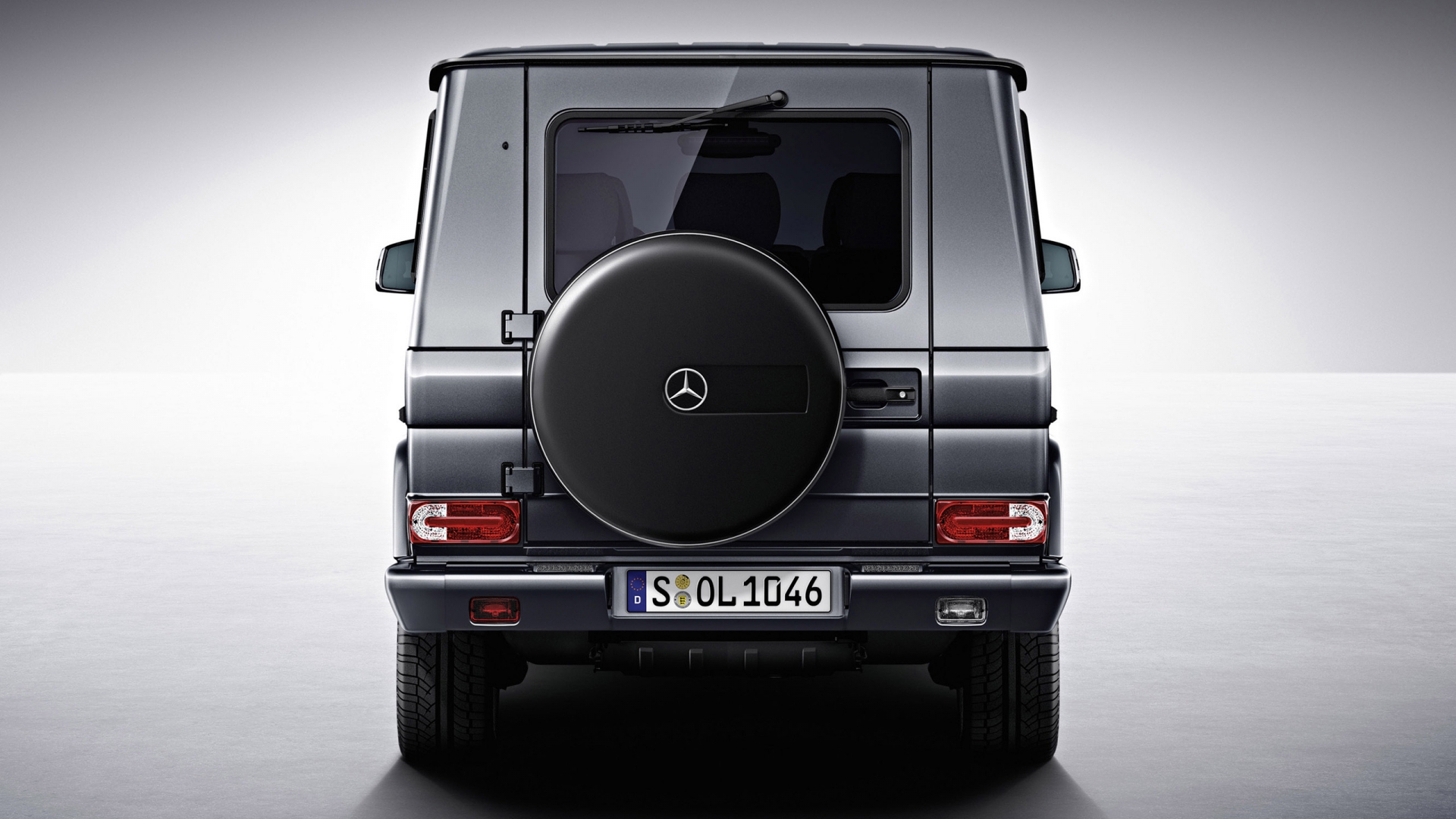 Rear of G Class for 1920 x 1080 HDTV 1080p resolution
