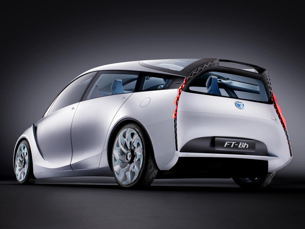 Rear of Toyota FT Bh Concept for 1024 x 768 resolution