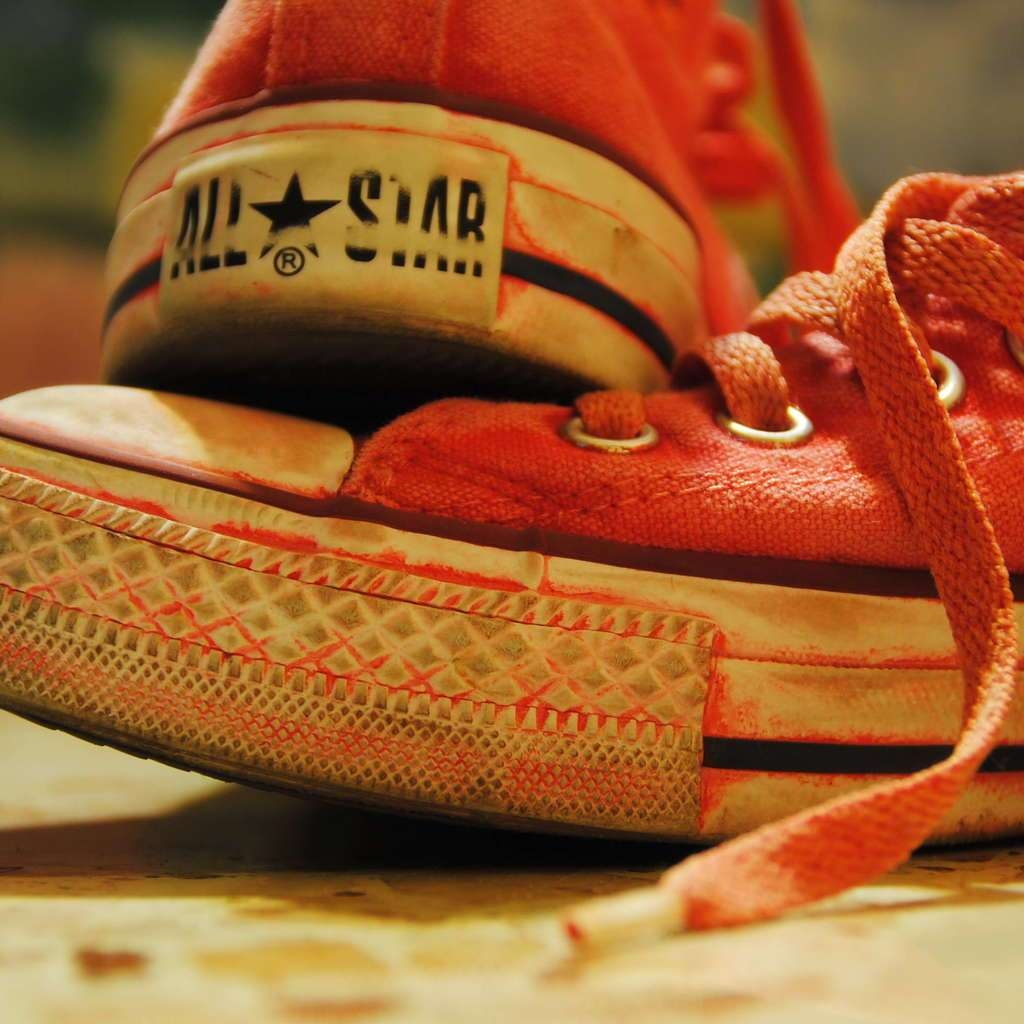 Red All Stars Tennis Shoes for 1024 x 1024 iPad resolution
