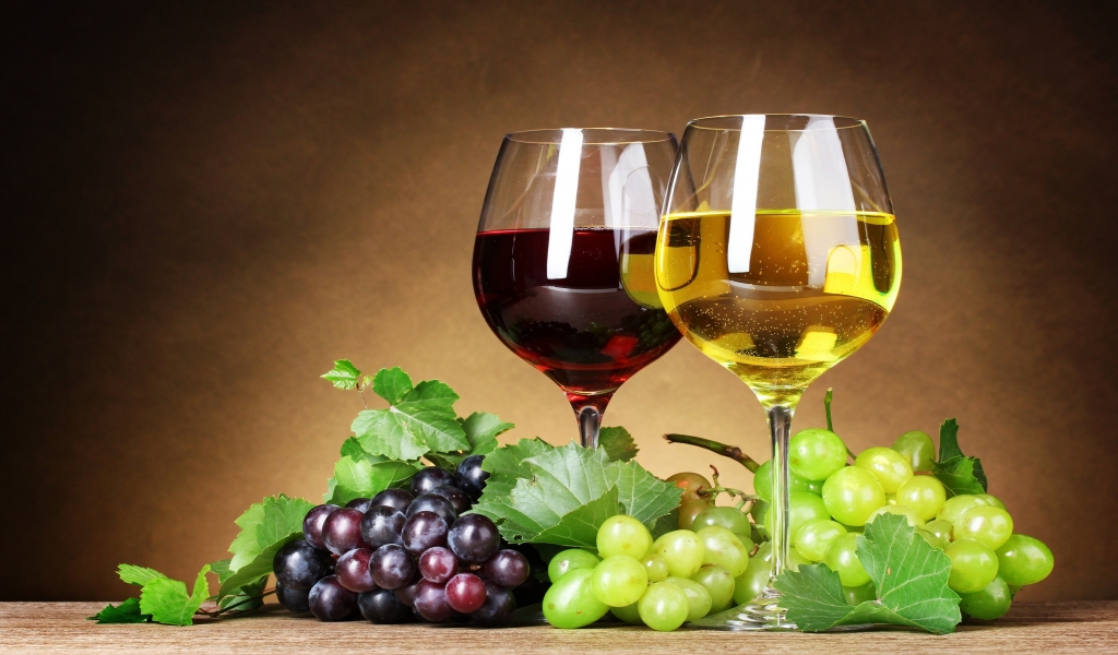 Red and White Wine for 1024 x 600 widescreen resolution