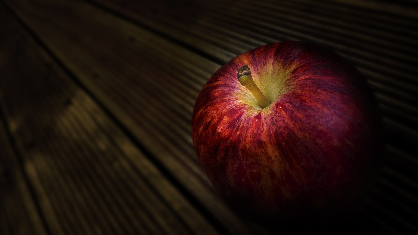 Red Apple for 1366 x 768 HDTV resolution