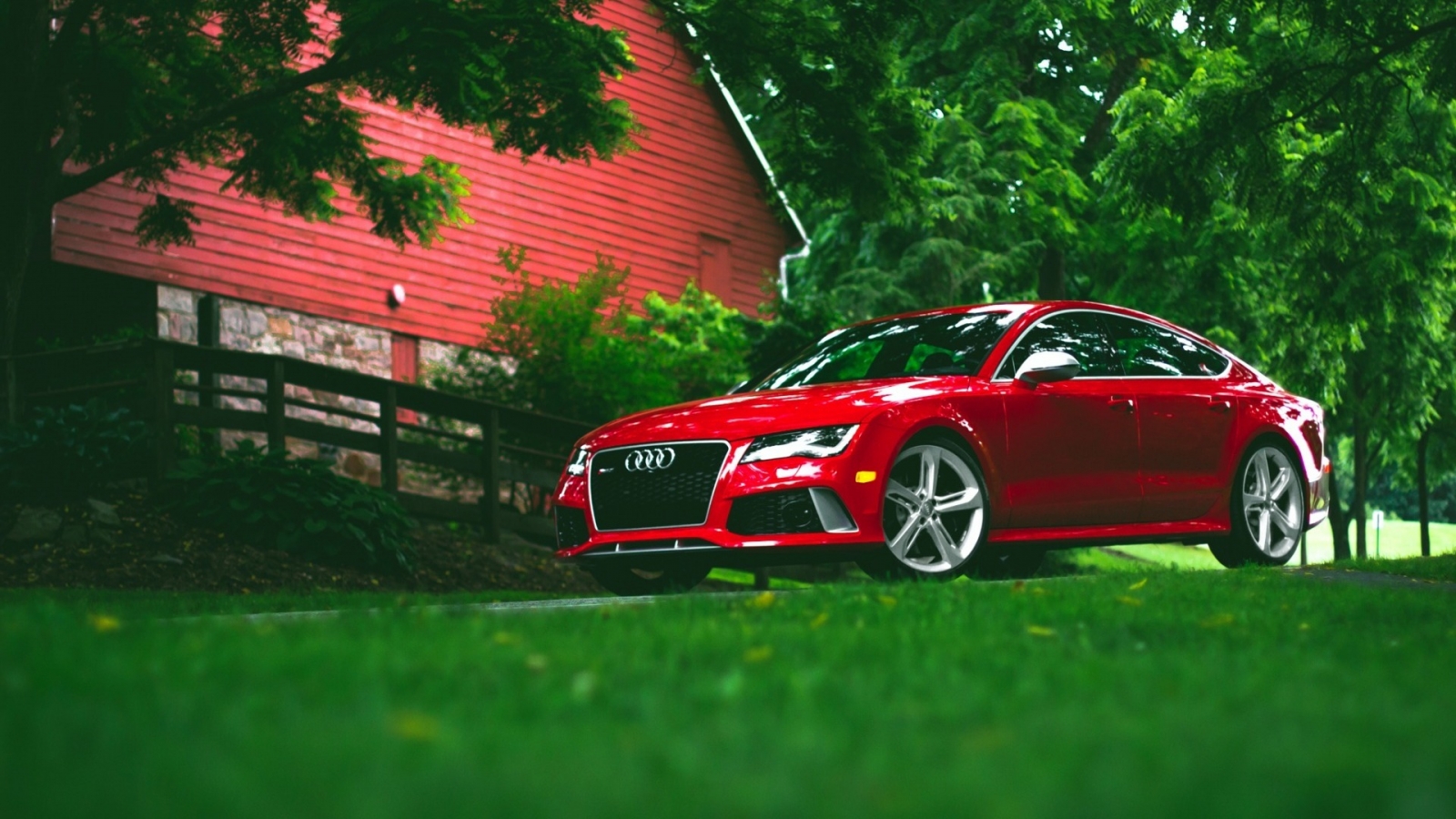 Red Audi RS7 for 1600 x 900 HDTV resolution