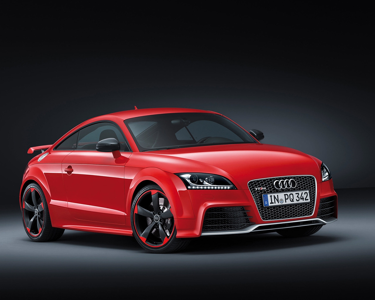 Red Audi TT RS Plus for 1280 x 1024 resolution