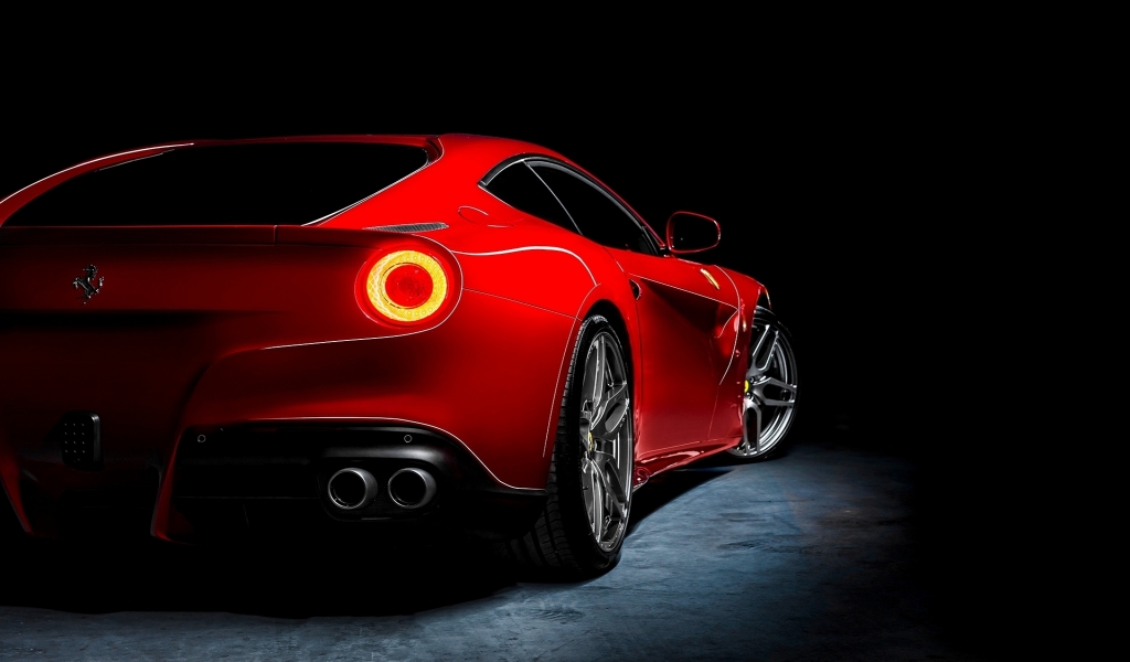 Red Ferrari F12 Berlinetta for 1024 x 600 widescreen resolution