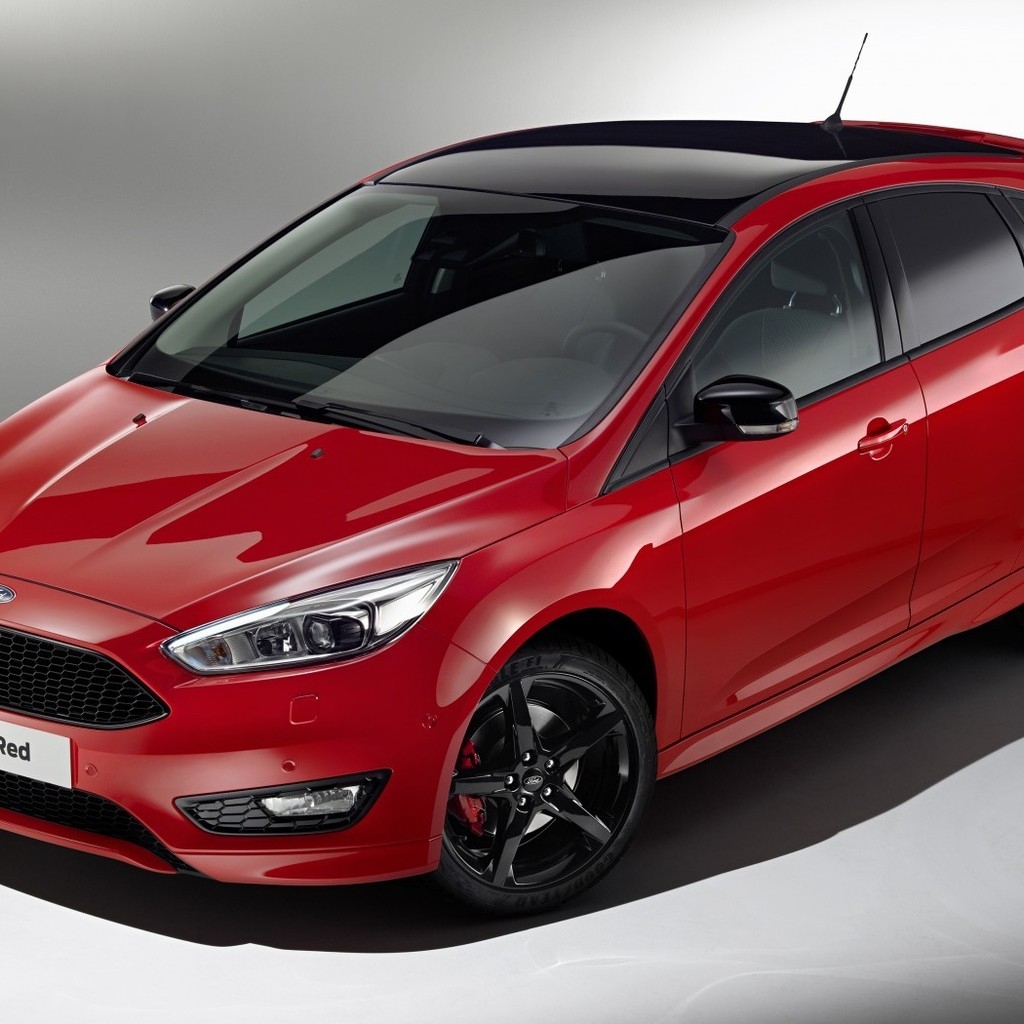 Red Ford Focus RS for 1024 x 1024 iPad resolution