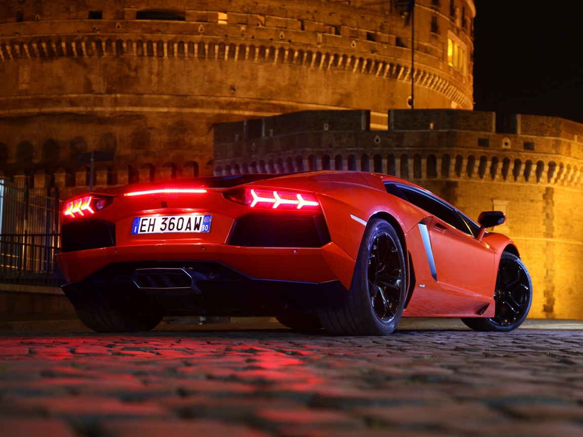 Red Lamborghini Aventador for 1152 x 864 resolution