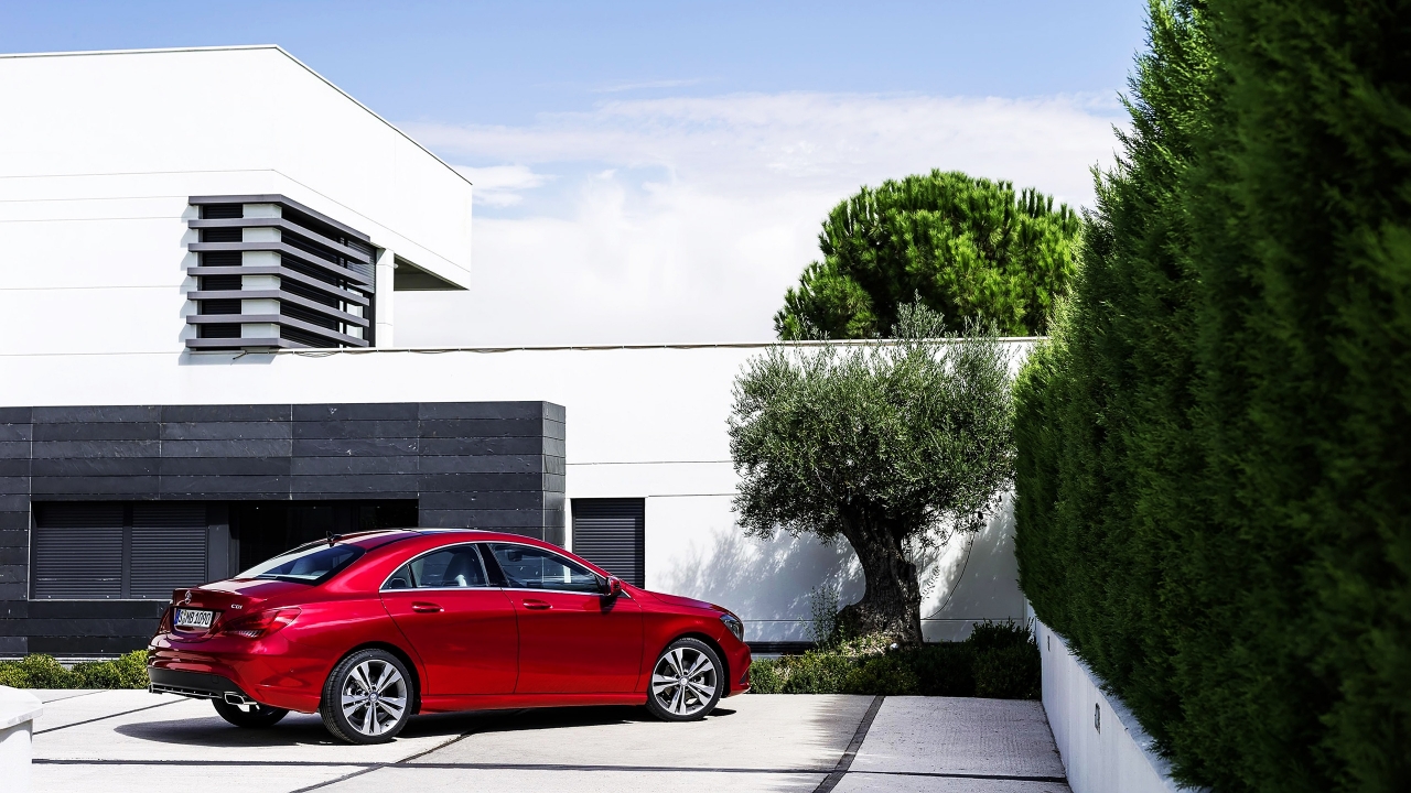 Red Mercedes CLA for 1280 x 720 HDTV 720p resolution