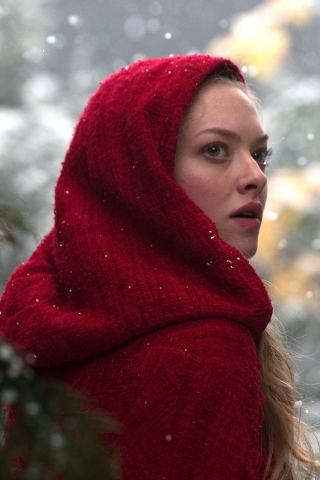 Red Riding Hood Movie for 320 x 480 iPhone resolution