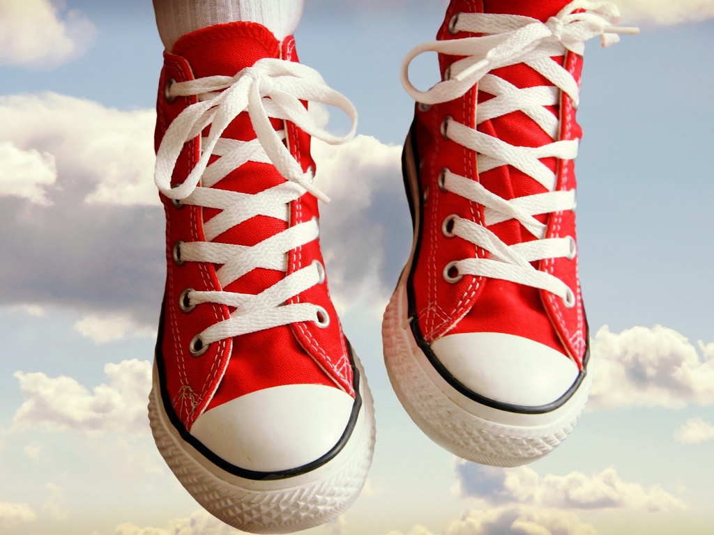 Red Sneakers for 1024 x 768 resolution