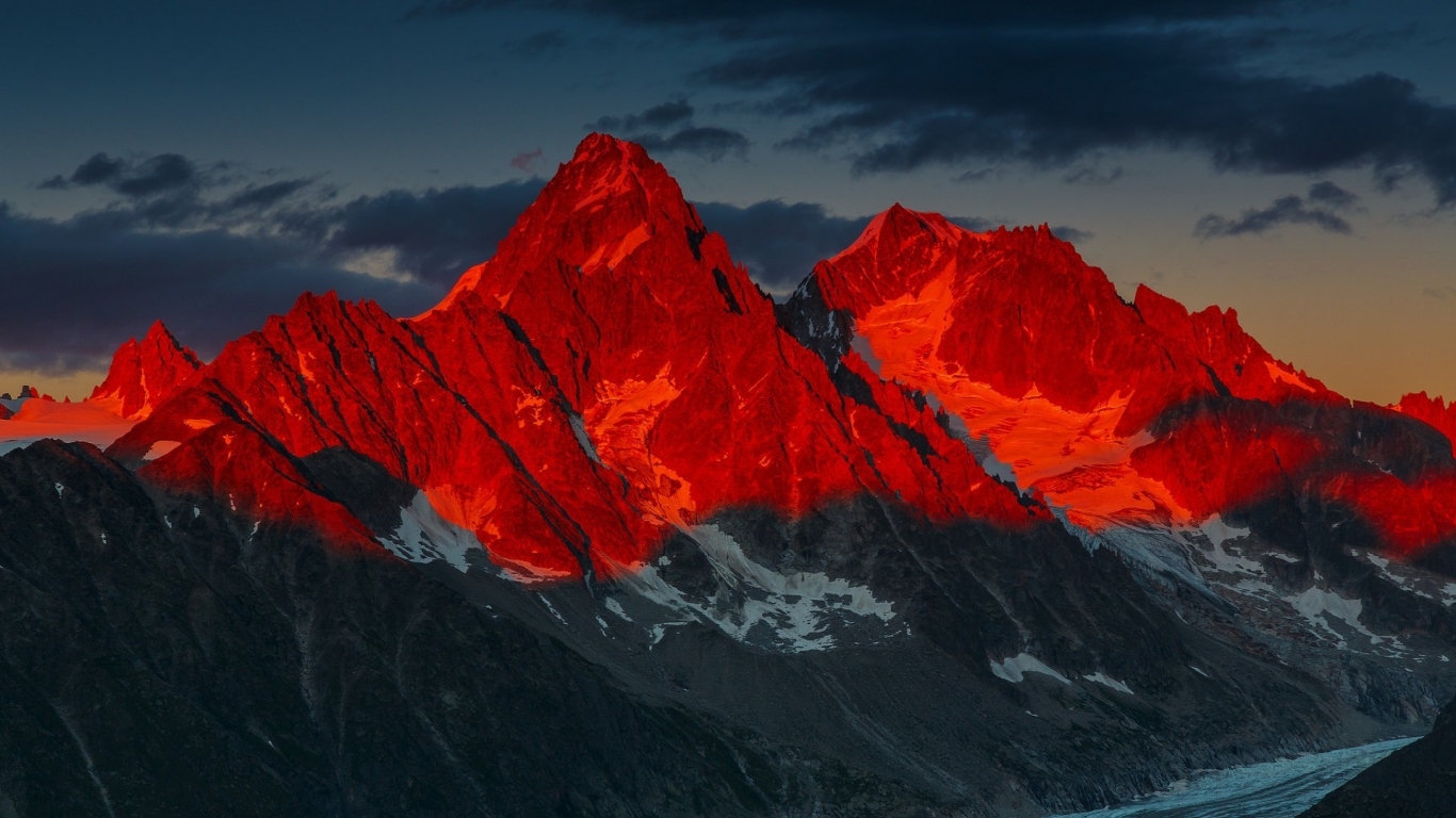 Red Sunset Over Mountains for 1366 x 768 HDTV resolution