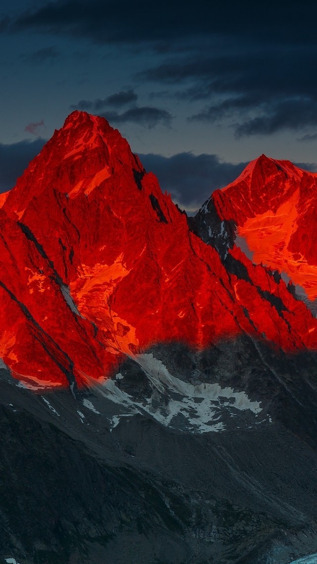 Red Sunset Over Mountains for 640 x 1136 iPhone 5 resolution