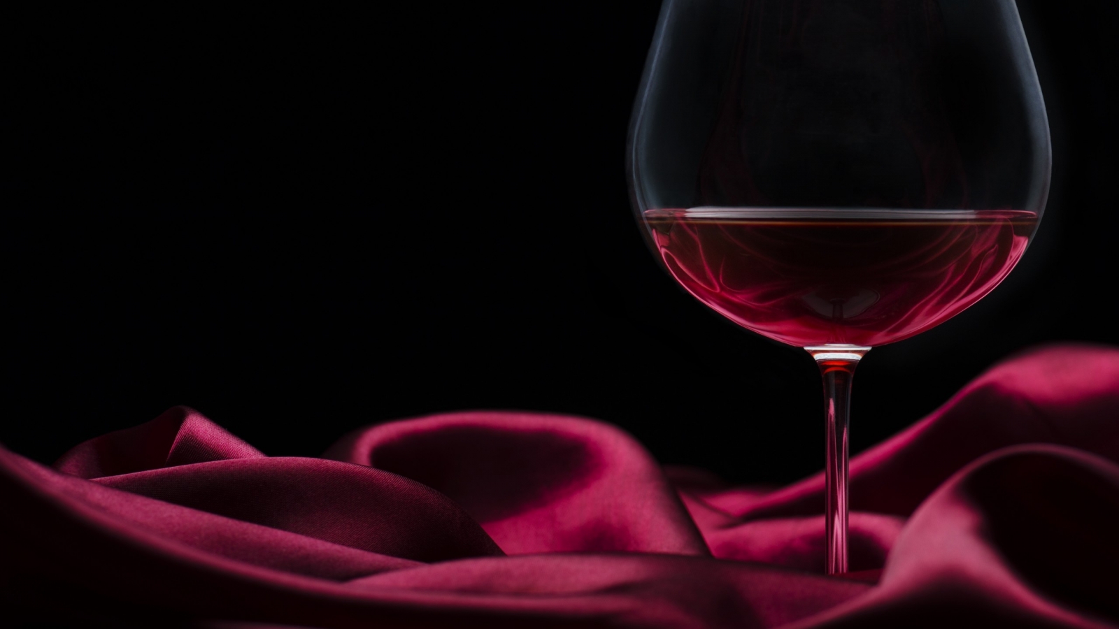 Red Wine for 1600 x 900 HDTV resolution