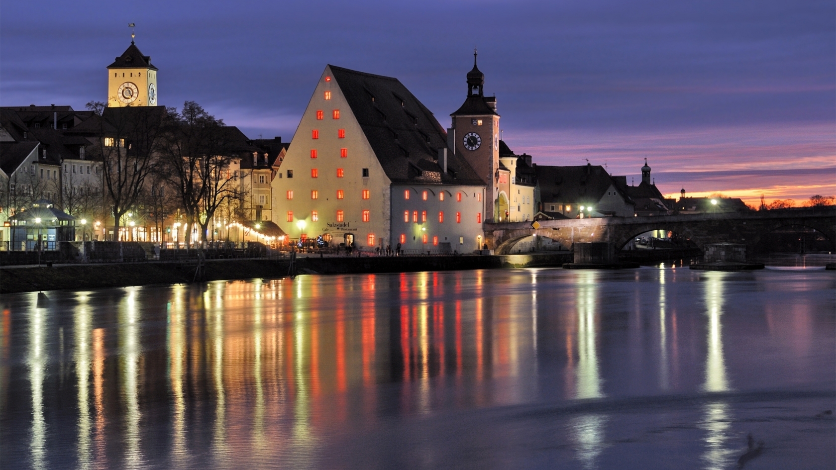 Regensburg Bavaria for 1680 x 945 HDTV resolution