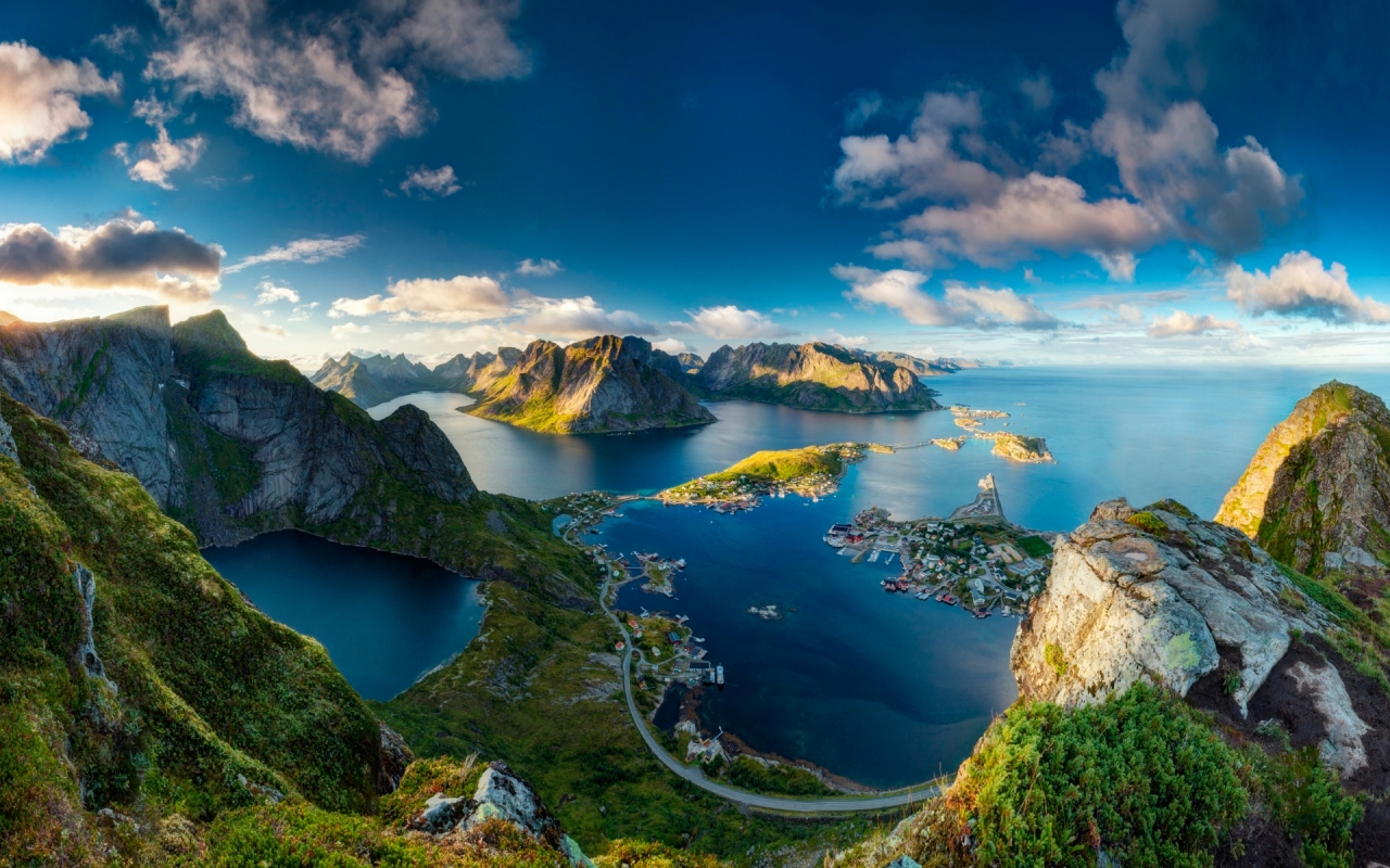 Reinebringen Norway for 1280 x 800 widescreen resolution