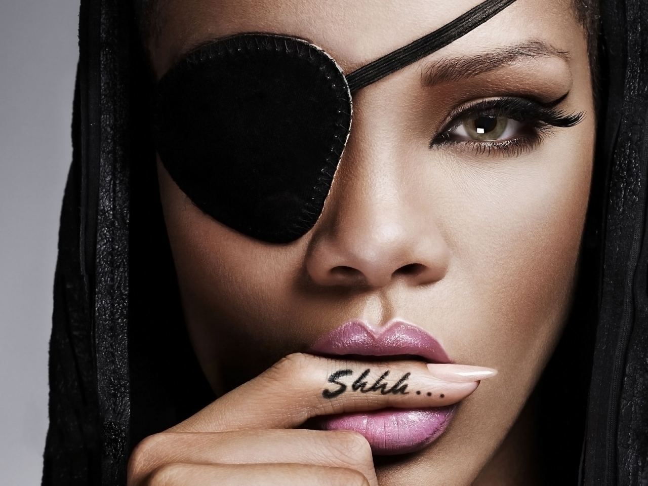 Rihanna Shhh Tattoo for 1280 x 960 resolution