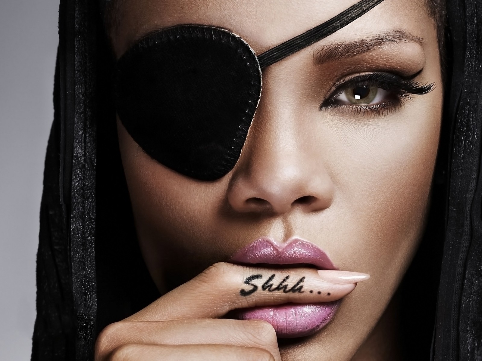 Rihanna Shhh Tattoo for 1600 x 1200 resolution